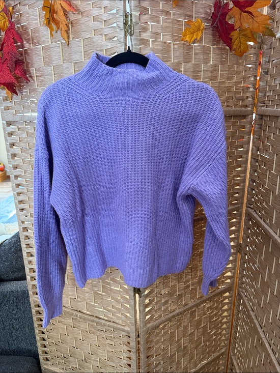 Old Navy Sweaters - Old Navy Lavender Mock Neck Sweater